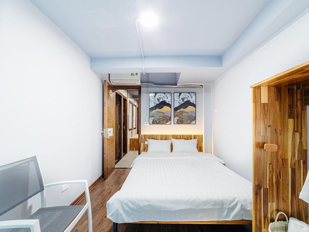 Ha Noi Re Hostel Hanoi Bagian luar foto